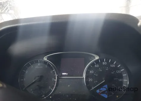 2017 Nissan Pathfinder S z USA, uszkodzony, nr VIN 5N1DR2MM9HC623591